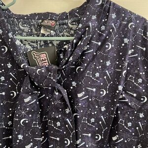 Darling Fitted ModCloth Constellations Sleeves Tie Top NWT